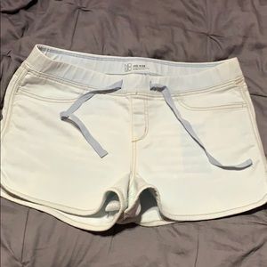 Brand new shorts never worn